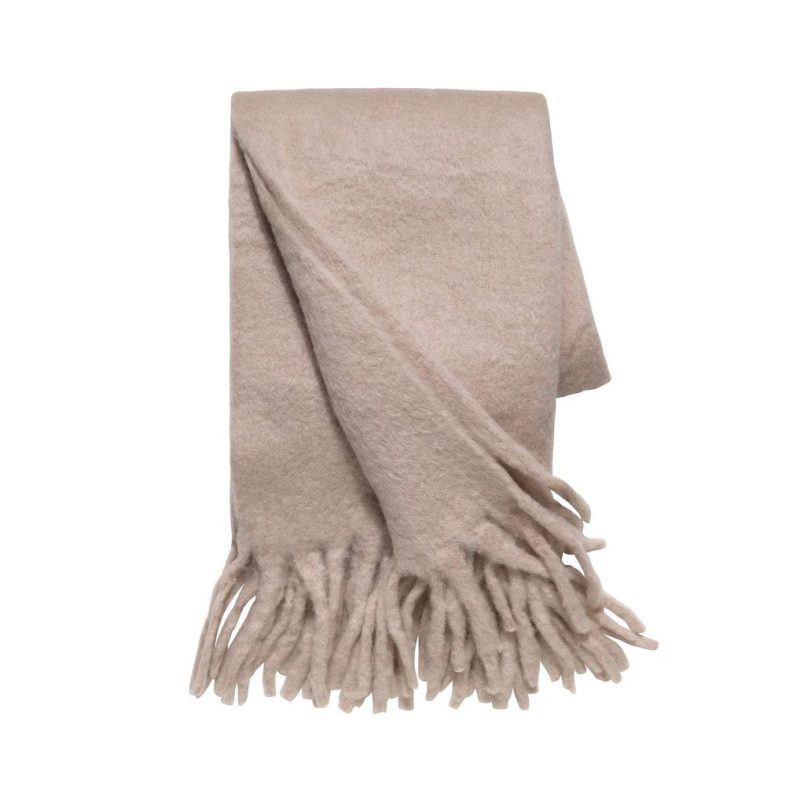 Cozy Living Mathea Pale Rose Pink Throw